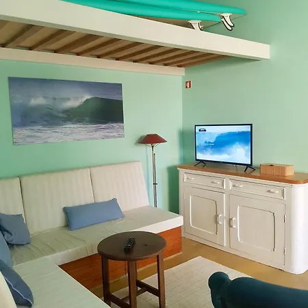 بيت شباب Conde Surf Camp - Capsule Beds Mixed Dorm *