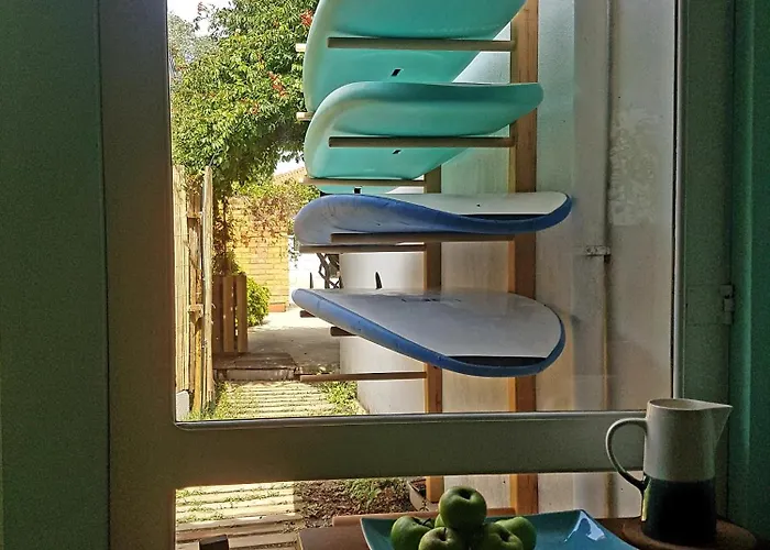 Hostel Conde Surf Camp - Capsule Beds Mixed Dorm *